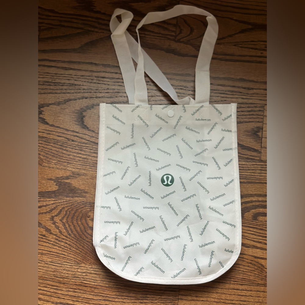 Lululemon Athletica White & Green Tote Bag